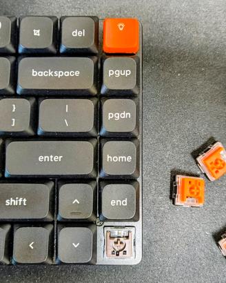Tastiera Keychron K3 V2 + 2 set switch + keycaps