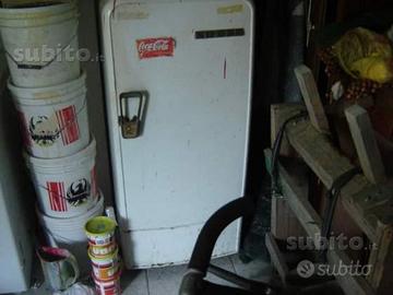 Frigorifero anni 50