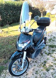 Piaggio Beverly 125