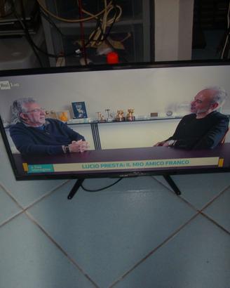 tv led akai da 32 pollici smart