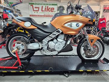 BMW F 650 CS SCARVER 