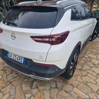 Opel GrandLandX