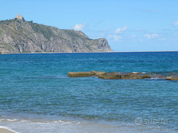 Billocale fronte mare