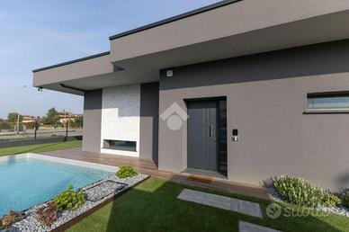 VILLA SINGOLA A PRALBOINO