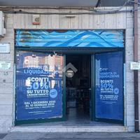 NEGOZIO A MOLA DI BARI
