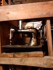 MACCHINA DA CUCIRE KAISER