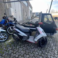 Aprilia SR Motard 50