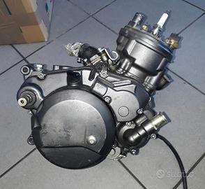 Ksr Generic Trigger SM 50 : cerchio forcella motor