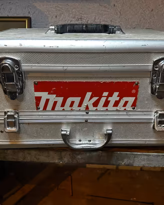 Trapano avv. Makita 14,4V con bat, caric, valigett
