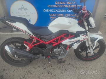 Benelli 125 bn