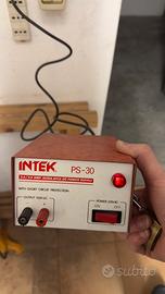 Alimentatore stabilizzato 13,8V DC