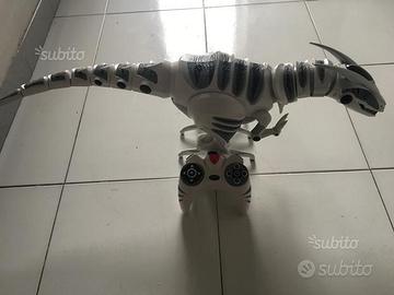 Dino RC: Divertimento Preistorico