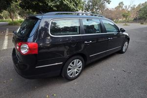 VOLKSWAGEN PASSAT 1.9 TDI 6 SERIE 