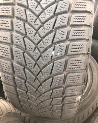 4 gomme 225/45 17