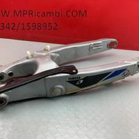 FORCELLONE POSTERIORE YAMAHA YZF 426 2001 2002 YZ4