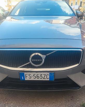volvo v60 D3 business plus ultimo tipo