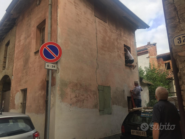 Terreno agricolo a uso vigneto più immobile