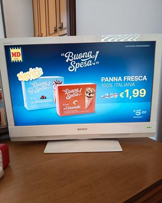 3 televisori a 100 euro  .  Anche singolarmente 
