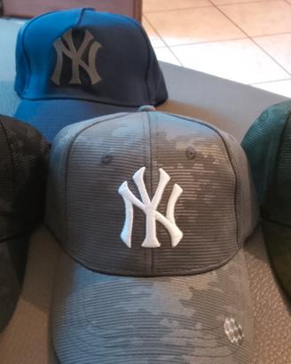 Cappelli con visiera NY, Off White, Jordan, Nike