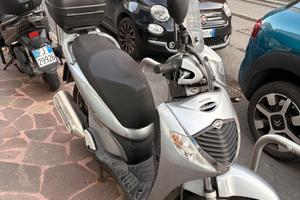 Scooter HONDA SH125i
