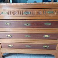 Cassettiera con specchio