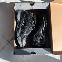 balenciaga runner