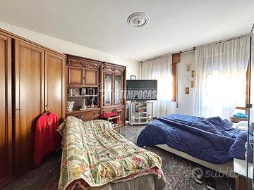 Trilocale affittato in zona San Lorenzo - Arcella