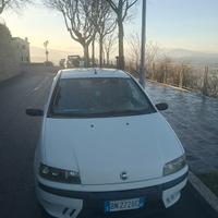 Auto Fiat Punto