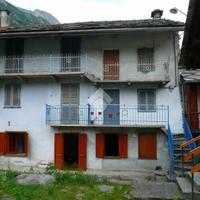 4 LOCALI A CHIALAMBERTO