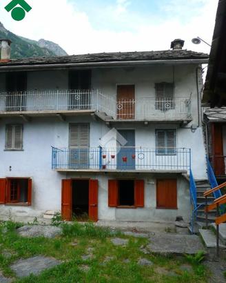 4 LOCALI A CHIALAMBERTO