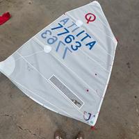 Vela optimist