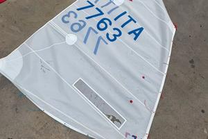 Vela optimist
