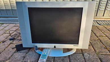 Televisione 15"