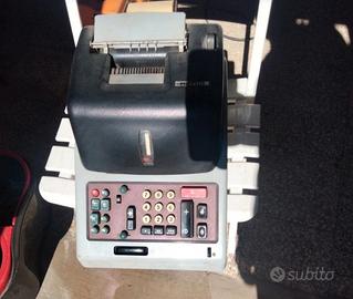 macchina da scrivere 