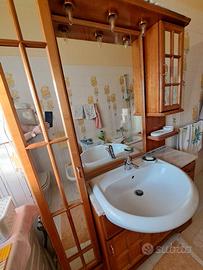 Set completo mobili da bagno in legno con lavabo