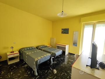 Ampio e Luminoso Quadrivano con Ascensore