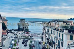 Appartamento di 80 m² con 4 locali a Rapallo