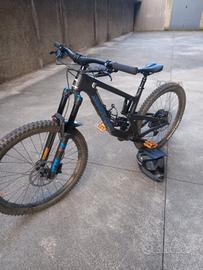 santa cruzzo nomad 9 cc