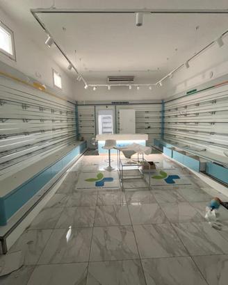 Arredamento per negozio