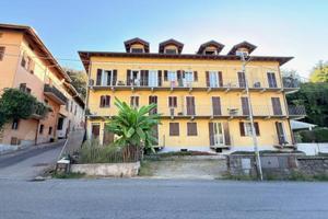 Appartamento di 130 m² con più di 5 locali a Biell