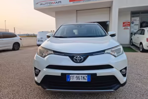 Toyota RAV 4 RAV4 2.0 D-4D 2WD 140cv Exclusive