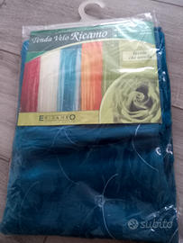 Copia tende in poliestere con ricamo