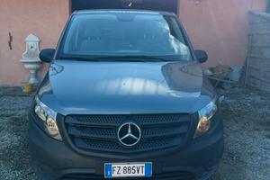 Furgone Mercedes Benz Vito 114 cdi