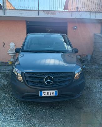 Furgone Mercedes Benz Vito 114 cdi