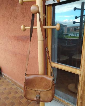 Borsa in cuoio,  Tolfa