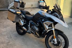 MOTO BMW R 1250 GS