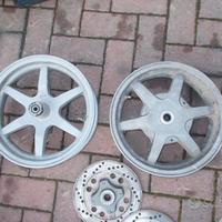 Burgman 125 150 06 : forcella cerchio pinza pompa