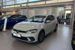 Volkswagen Polo YOUNG 1.0 80cv VARIE DISPONIBILI /