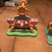 Ruota panoramica, altalena, nave e parco Hamtaro