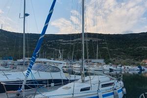 Cat 33 barca a vela cabinata natante 9,7m